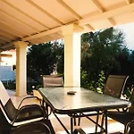 Dada\'S Cottage